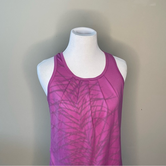 Champion Tank - Picture 3 of 9